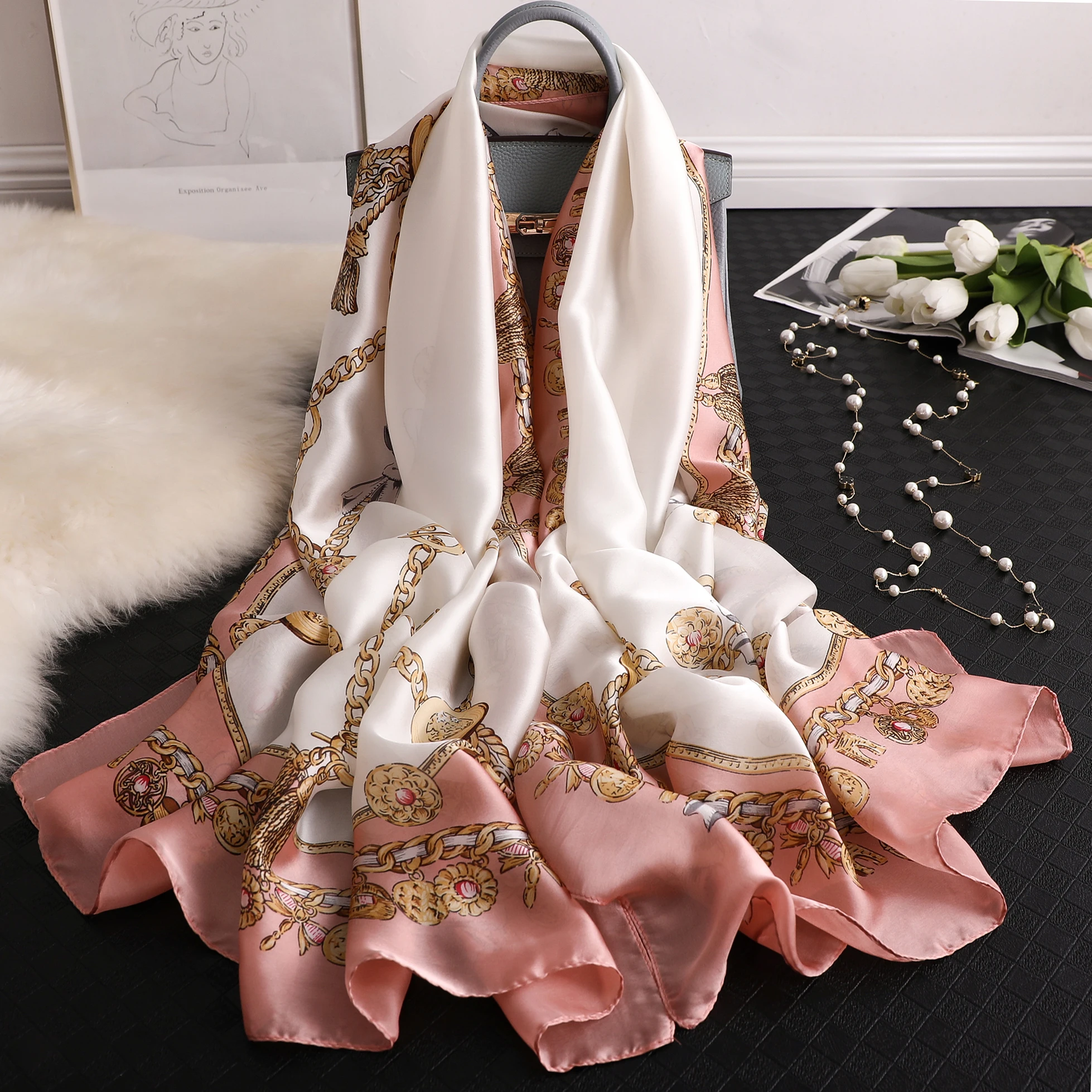 Fashion Summer Women Scarf Classic Chain Silk Scarves Female Shawls Foulard Beach Cover-Ups Wraps Bandana Muffler Ladies Pareo
Fashion Summer Women Scarf Classic Chain Silk Scarves Female Shawls Foulard Beach Cover-Ups Wraps Bandana Muffler Ladies Pareo