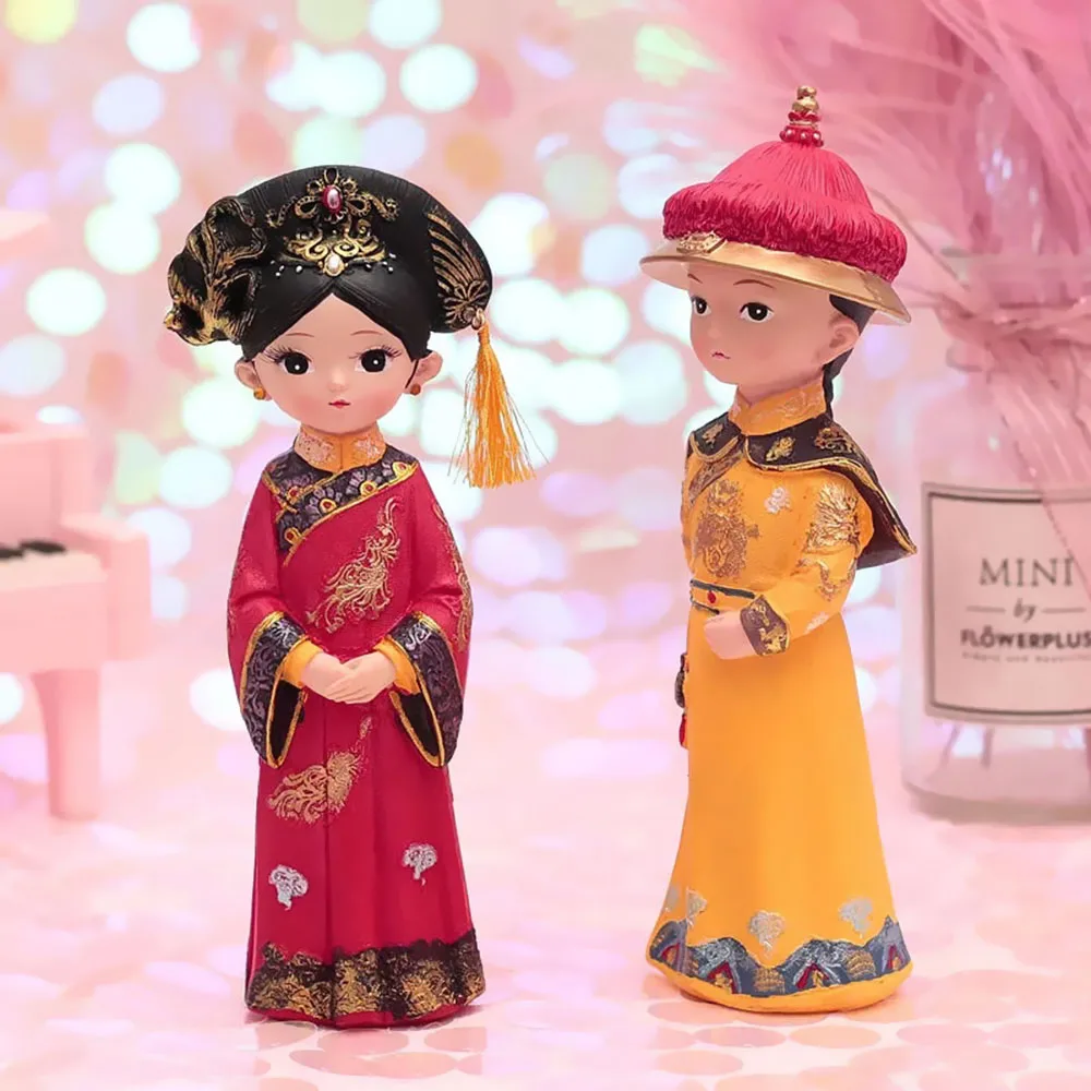 2021 New Creative Chinese Emperor Empress Figurine Queen Ornament Traditional Costume Home Decoration Cake Topper Miniature
2021 New Creative Chinese Emperor Empress Figurine Queen Ornament Traditional Costume Home Decoration Cake Topper Miniature