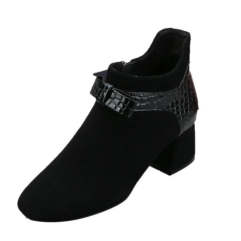 Autumn 2021 new arrival ankle boots for women suede casual shoes wedges black booties size 34-41
Autumn 2021 new arrival ankle boots for women suede casual shoes wedges black booties size 34-41