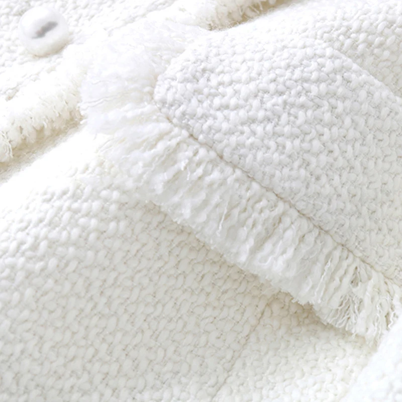 White tweed jacket autumn and winter women's jacket new woolen trumpet sleeve ladies coat jacket
White tweed jacket autumn and winter women's jacket new woolen trumpet sleeve ladies coat jacket