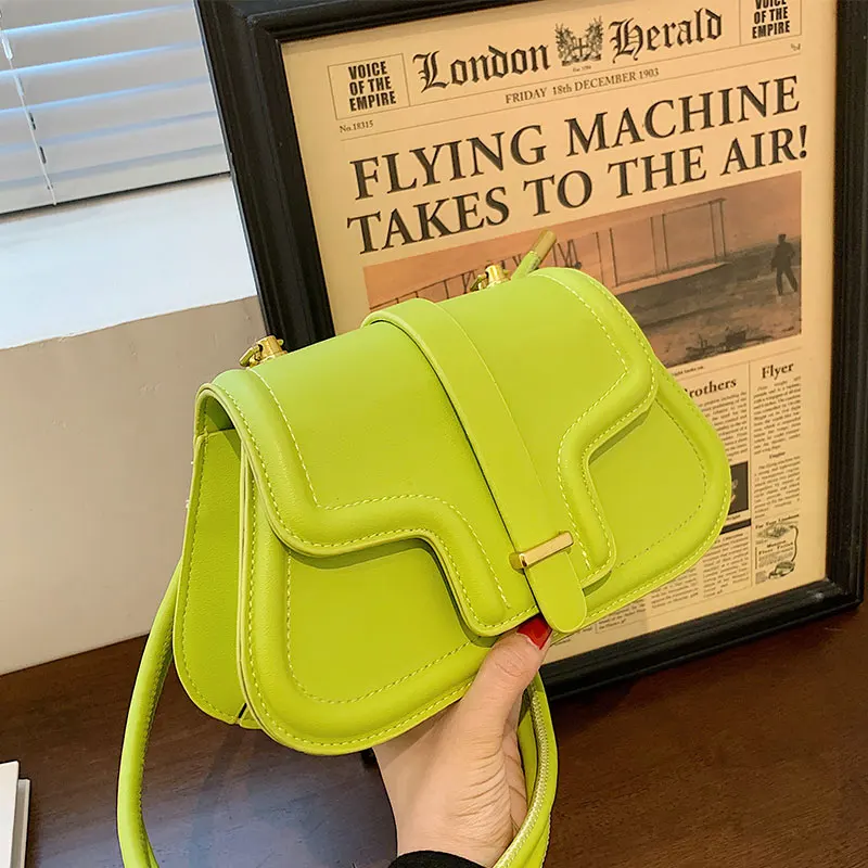 Solid Color Saddle Bag Underarm Bag 2021 Summer New PU Leather Women's Designer Handbag Luxury Brand Shoulder Messenger Bag
Solid Color Saddle Bag Underarm Bag 2021 Summer New PU Leather Women's Designer Handbag Luxury Brand Shoulder Messenger Bag