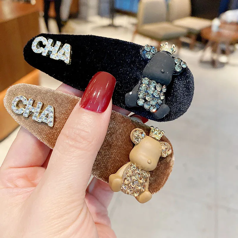 Simple bear autumn and winter side girl hairpin girlish temperament BB clip bangs clip duck bill clip tide
Simple bear autumn and winter side girl hairpin girlish temperament BB clip bangs clip duck bill clip tide