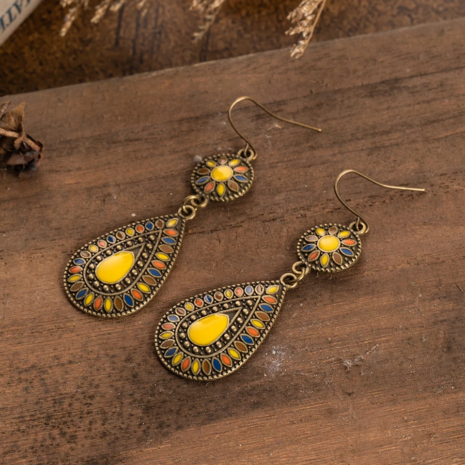 Ethnic boho Vintage round silver color long earrings for women female fashion 2020 hanging drop dangle jewelry accessories gift
Ethnic boho Vintage round silver color long earrings for women female fashion 2020 hanging drop dangle jewelry accessories gift