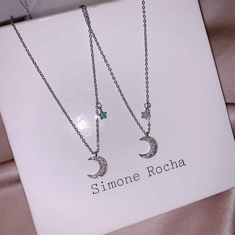 Hot Fashion Dazzling CZ Irregular Crescent Moon Pendant Necklace For Women Prevent allergy Zircon Necklace Wedding Jewelry
Hot Fashion Dazzling CZ Irregular Crescent Moon Pendant Necklace For Women Prevent allergy Zircon Necklace Wedding Jewelry