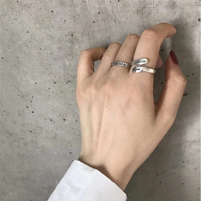FMILY Minimalist 925 Sterling Silver Hollow Cross Letter Ring Retro Wild Pearl Creative Jewelry for Girlfriend Gift Party
FMILY Minimalist 925 Sterling Silver Hollow Cross Letter Ring Retro Wild Pearl Creative Jewelry for Girlfriend Gift Party