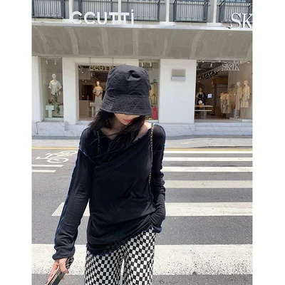 Women's long-sleeved blouse spring and autumn all-match comfortable casual wear inside and outside round neck pullover
Women's long-sleeved blouse spring and autumn all-match comfortable casual wear inside and outside round neck pullover