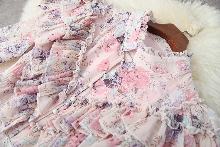 European and American women's clothing spring 2021 new Horn long sleeve collar flounces Fashionable print fishtail dress
European and American women's clothing spring 2021 new Horn long sleeve collar flounces Fashionable print fishtail dress