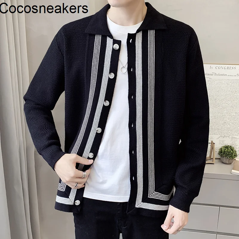 New Autumn and winter sweater coat men's Korean version slim young students contrast color knitted cardigan jacket trend
New Autumn and winter sweater coat men's Korean version slim young students contrast color knitted cardigan jacket trend