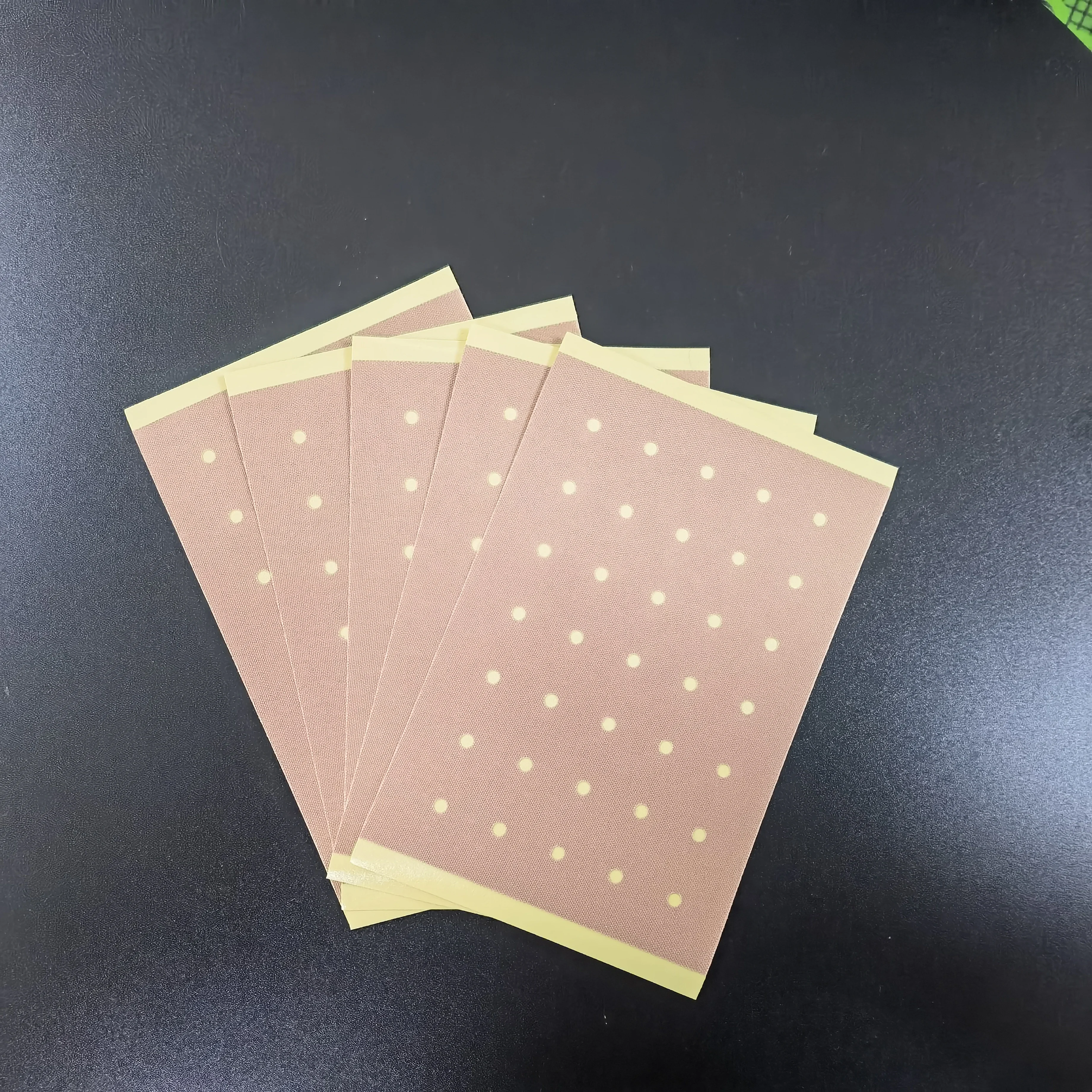 Chinese Herbal Musk Strengthen Bone Pain Relief Plaster Medical Plaster Relieving Rheumatoid Arthritis Muscle /Joint /Back Pain
Chinese Herbal Musk Strengthen Bone Pain Relief Plaster Medical Plaster Relieving Rheumatoid Arthritis Muscle /Joint /Back Pain
