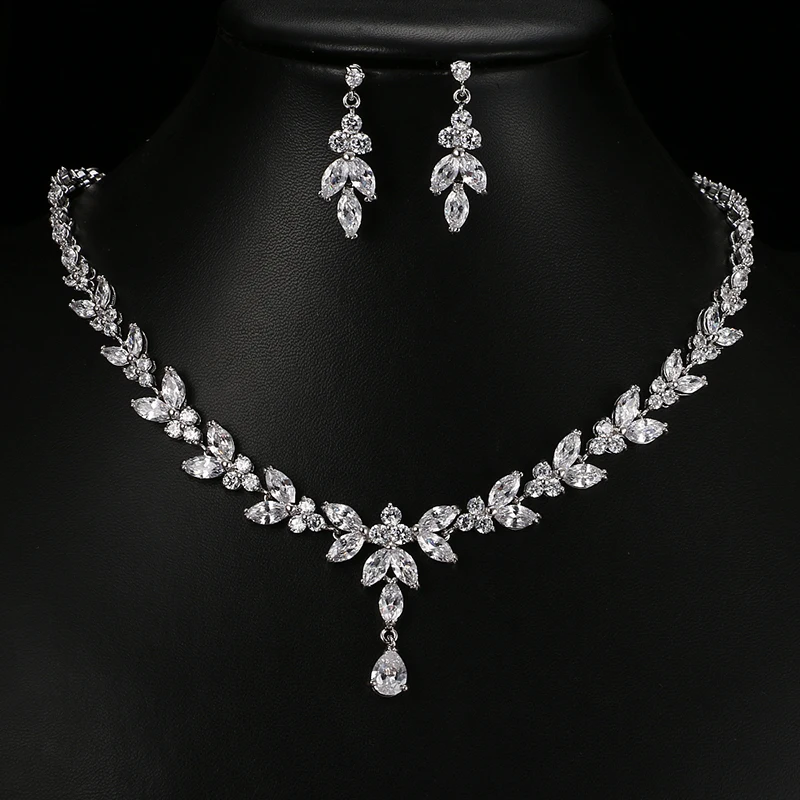 Emmaya Exquisite Jewelry Sets For Women Wedding Party Jewelry Accessories Cubic Zircon Stud Earrings & Necklace Gift
Emmaya Exquisite Jewelry Sets For Women Wedding Party Jewelry Accessories Cubic Zircon Stud Earrings & Necklace Gift