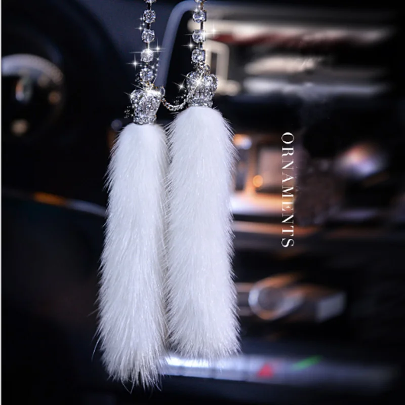 High-End Car Crystal Diamante Crown Pendant Mink Fur Rearview Mirror Hanging Ornaments Charm Car Interior Decoration Accessories
High-End Car Crystal Diamante Crown Pendant Mink Fur Rearview Mirror Hanging Ornaments Charm Car Interior Decoration Accessories