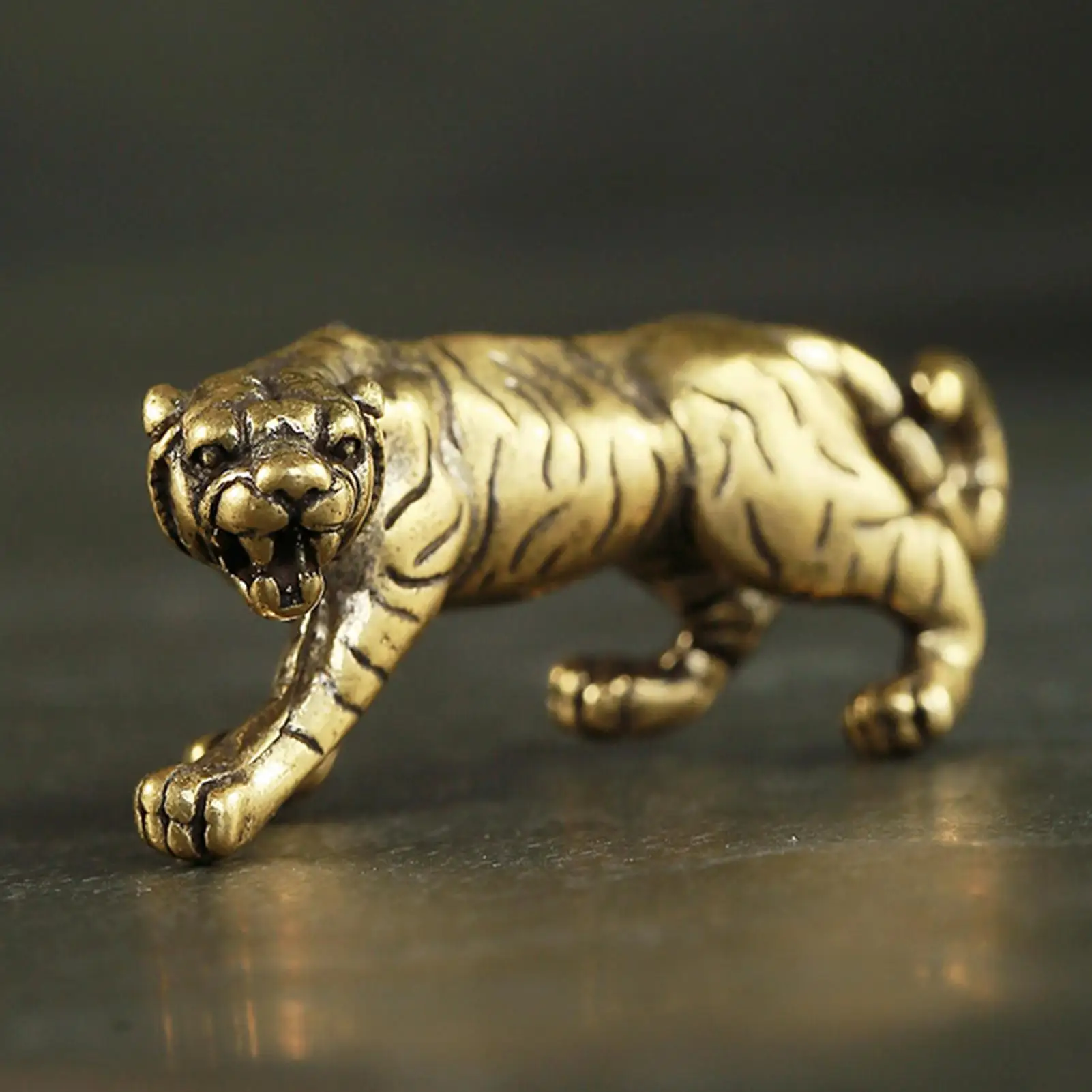 Brass Zodiac Tiger Animal Keychain Copper Shouting Beast Car Keyring Handmade Craft Bronze Forest King Bag Hanging Pendant Gifts
Brass Zodiac Tiger Animal Keychain Copper Shouting Beast Car Keyring Handmade Craft Bronze Forest King Bag Hanging Pendant Gifts