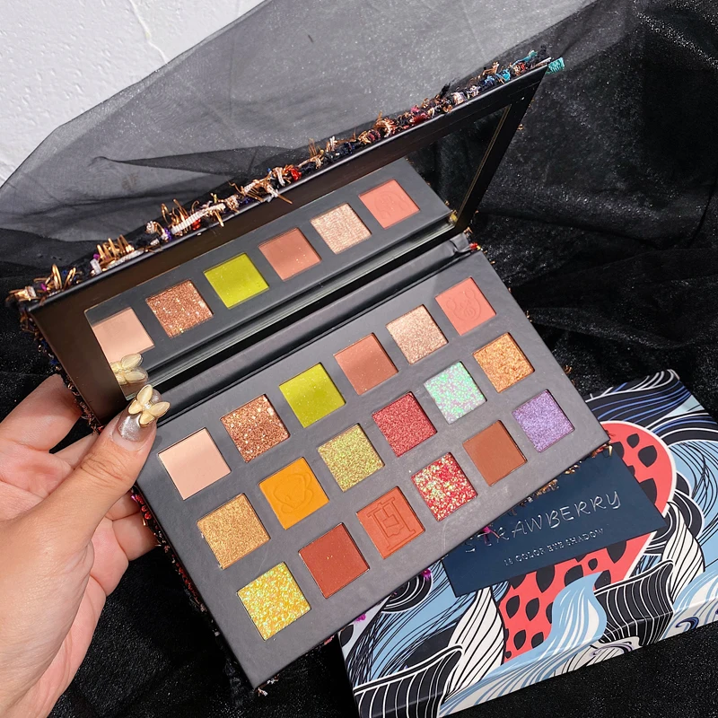 18 Color Matte Shimmer Eyeshadow Palette Waterproof Glitter Diamond Pigmented Metallic Eyeshadow Pallete Makeup Palette Cosmetic
18 Color Matte Shimmer Eyeshadow Palette Waterproof Glitter Diamond Pigmented Metallic Eyeshadow Pallete Makeup Palette Cosmetic