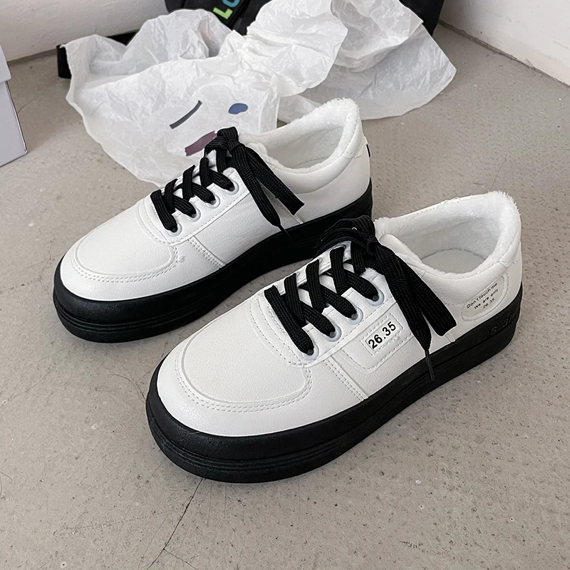 New Women Casual Fashion Low top shoe Add cotton to keep warm Girls Sneakers shoes Female Zapatos De Mujer Tenis Feminino
New Women Casual Fashion Low top shoe Add cotton to keep warm Girls Sneakers shoes Female Zapatos De Mujer Tenis Feminino