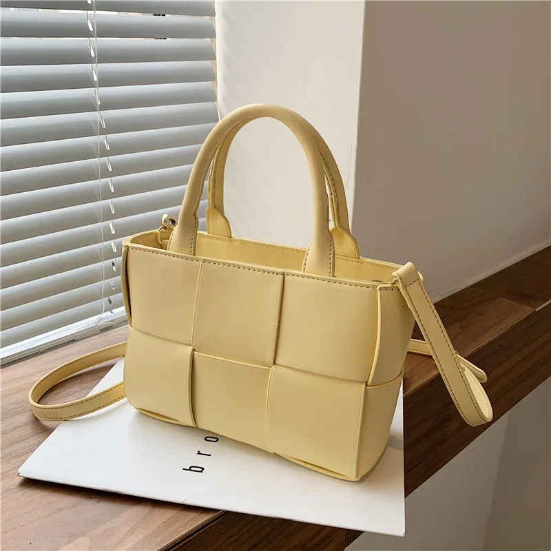 Leather Knitting Shoulder Bags Fashion for Women Luxury Brand Handbags Designer Cross Body Bag Cute Tote Bag Sac A Main Satchel
Leather Knitting Shoulder Bags Fashion for Women Luxury Brand Handbags Designer Cross Body Bag Cute Tote Bag Sac A Main Satchel