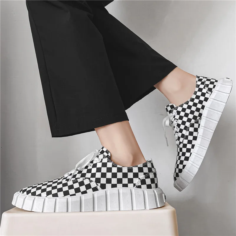 Casual Shoes Men's Vulcanize Shoes New Style Sneakers Men Lace-up Breathable Walking Canvas Shoes Tenis Feminino
Casual Shoes Men's Vulcanize Shoes New Style Sneakers Men Lace-up Breathable Walking Canvas Shoes Tenis Feminino