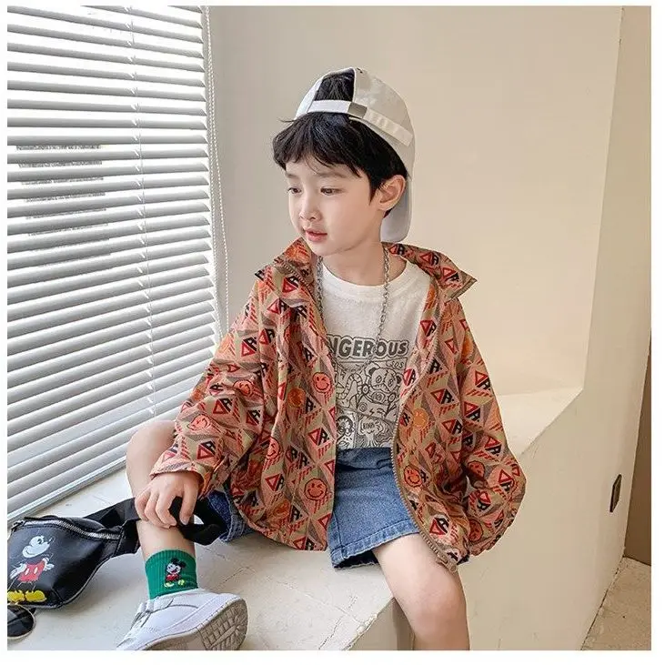Boys Sunscreen Clothes 2021 New Spring And Summer Personality Foreign Children's Hooded Jacket Boys Air-conditioning Shirt
Boys Sunscreen Clothes 2021 New Spring And Summer Personality Foreign Children's Hooded Jacket Boys Air-conditioning Shirt