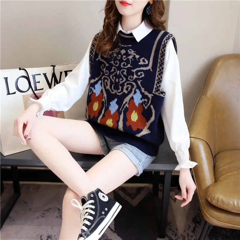 2021 spring and Autumn New Women's sleeveless vest sweater Pullover undercoat lazy wind Knitted Vest Jacket
2021 spring and Autumn New Women's sleeveless vest sweater Pullover undercoat lazy wind Knitted Vest Jacket