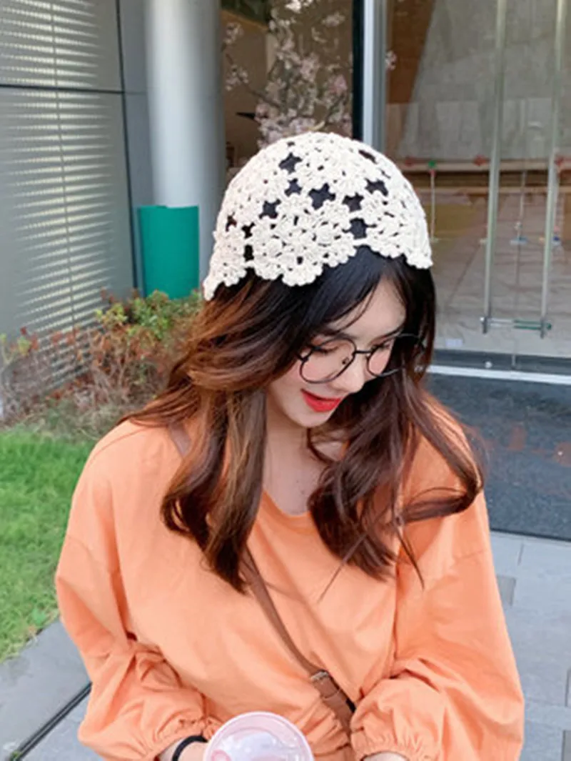 Hats, children's Korean version, thin lines, thin air, breathable knitted caps, fashionable wool cap, fashionable hat.
Hats, children's Korean version, thin lines, thin air, breathable knitted caps, fashionable wool cap, fashionable hat.
