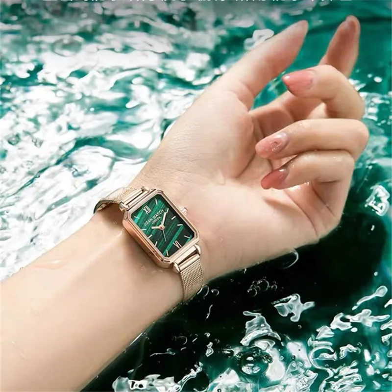 Luxury Women Square Quartz Watch Green Dial Bracelet Watches For Women Fashion Stainless Steel Quartz Clock Ladies Wrist Watch
Luxury Women Square Quartz Watch Green Dial Bracelet Watches For Women Fashion Stainless Steel Quartz Clock Ladies Wrist Watch