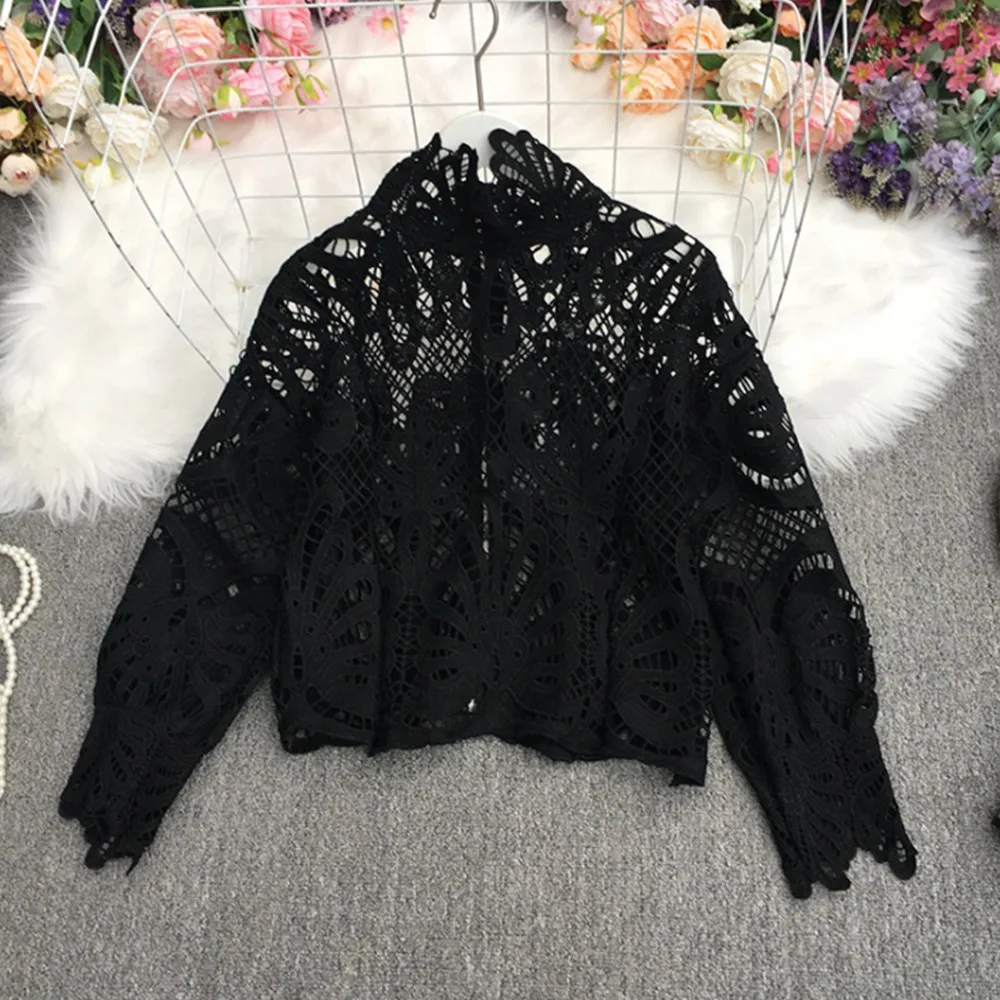 Women Sexy Lace Hollow Out Lantern Long Sleeve Loose Tops French Retro Style Pullover Lace Shirt Casual
Women Sexy Lace Hollow Out Lantern Long Sleeve Loose Tops French Retro Style Pullover Lace Shirt Casual