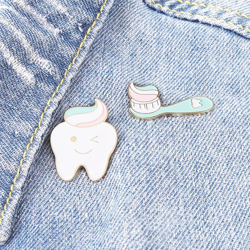 Фото Креативная брошь в форме зубной щетки значок с рисунком булавка аксессуары для