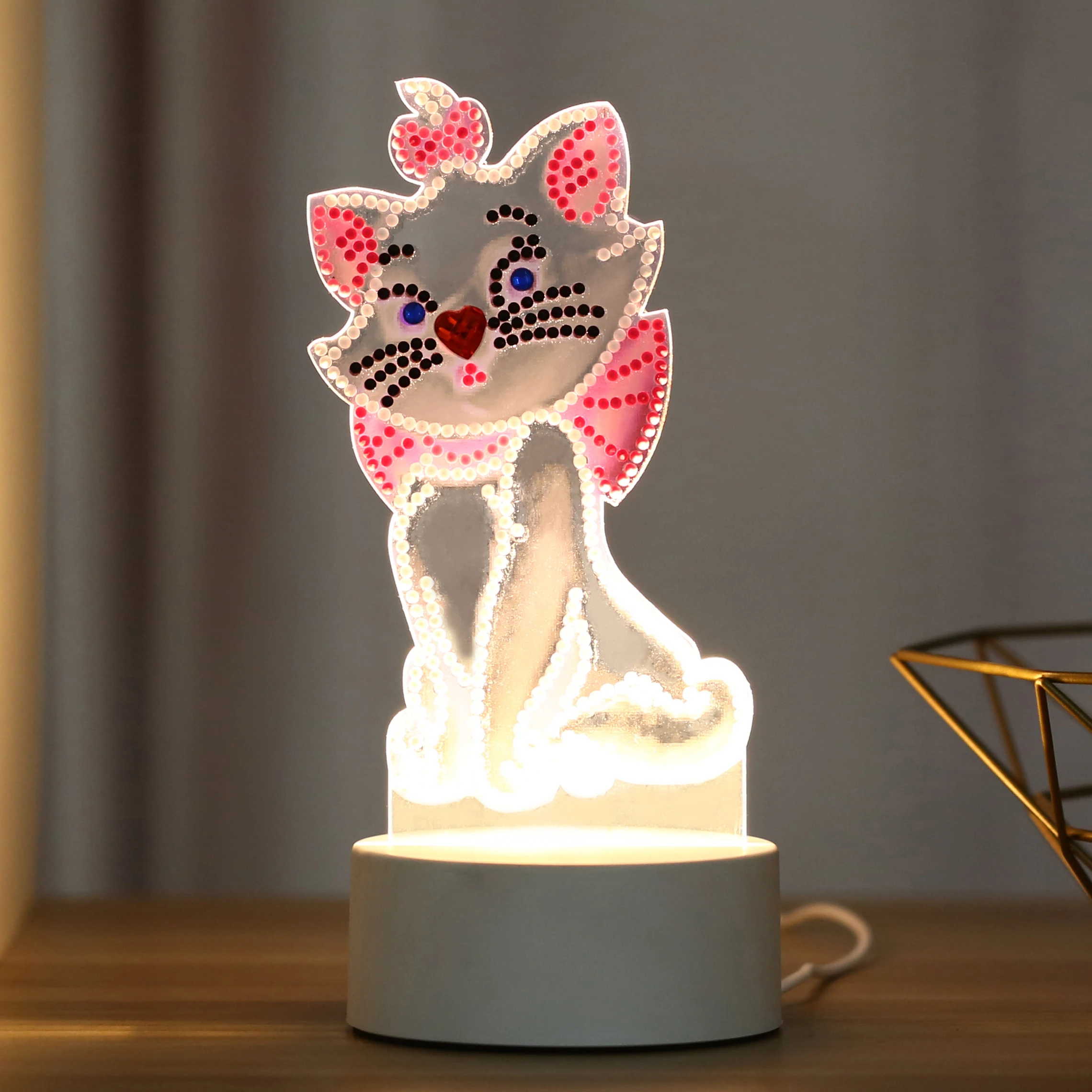 New lamp DIY LED Diamond Painting Night Light Cartoon Animals Cross Stitch Diamond Embroidery Special Shape Home Decoration
New lamp DIY LED Diamond Painting Night Light Cartoon Animals Cross Stitch Diamond Embroidery Special Shape Home Decoration