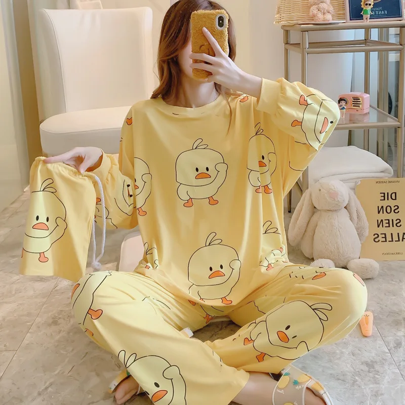 New Winter Women Flannel Pajamas Set Cartoon Little Yellow Duck Round Neck Sleepwear Thickened Warm Pyjamas Home Clothing 
New Winter Women Flannel Pajamas Set Cartoon Little Yellow Duck Round Neck Sleepwear Thickened Warm Pyjamas Home Clothing