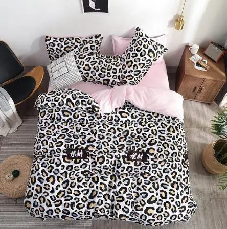 Lovely Doggie Printing Duvet Cover Men Style Brown PureColor Bedsheet Bedding Set King BedCover
Lovely Doggie Printing Duvet Cover Men Style Brown PureColor Bedsheet Bedding Set King BedCover