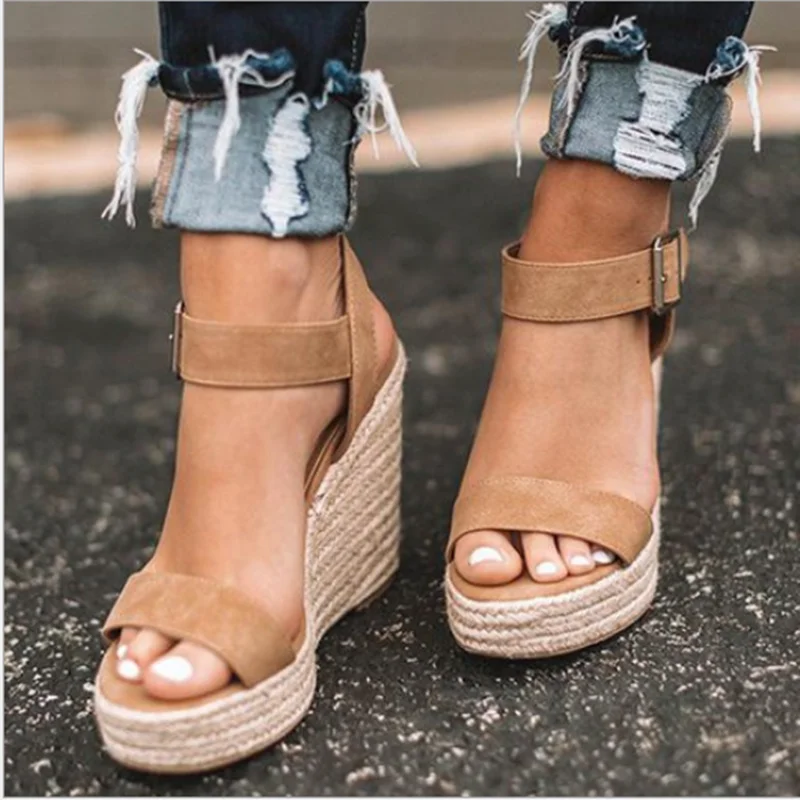 Women's sandals summer new sandals women's large size spot wedge buckle belt European American open toe high heel women's shoes
Women's sandals summer new sandals women's large size spot wedge buckle belt European American open toe high heel women's shoes