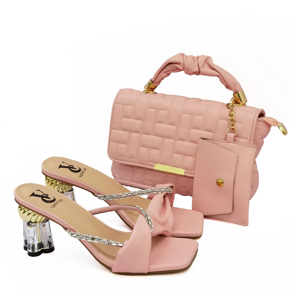 Pink Italian design Elegant Shoes And Bag To Match Set African Comfortable Heels Party Shoes And Bag Set For 2022 Autumn Wedding
Pink Italian design Elegant Shoes And Bag To Match Set African Comfortable Heels Party Shoes And Bag Set For 2022 Autumn Wedding