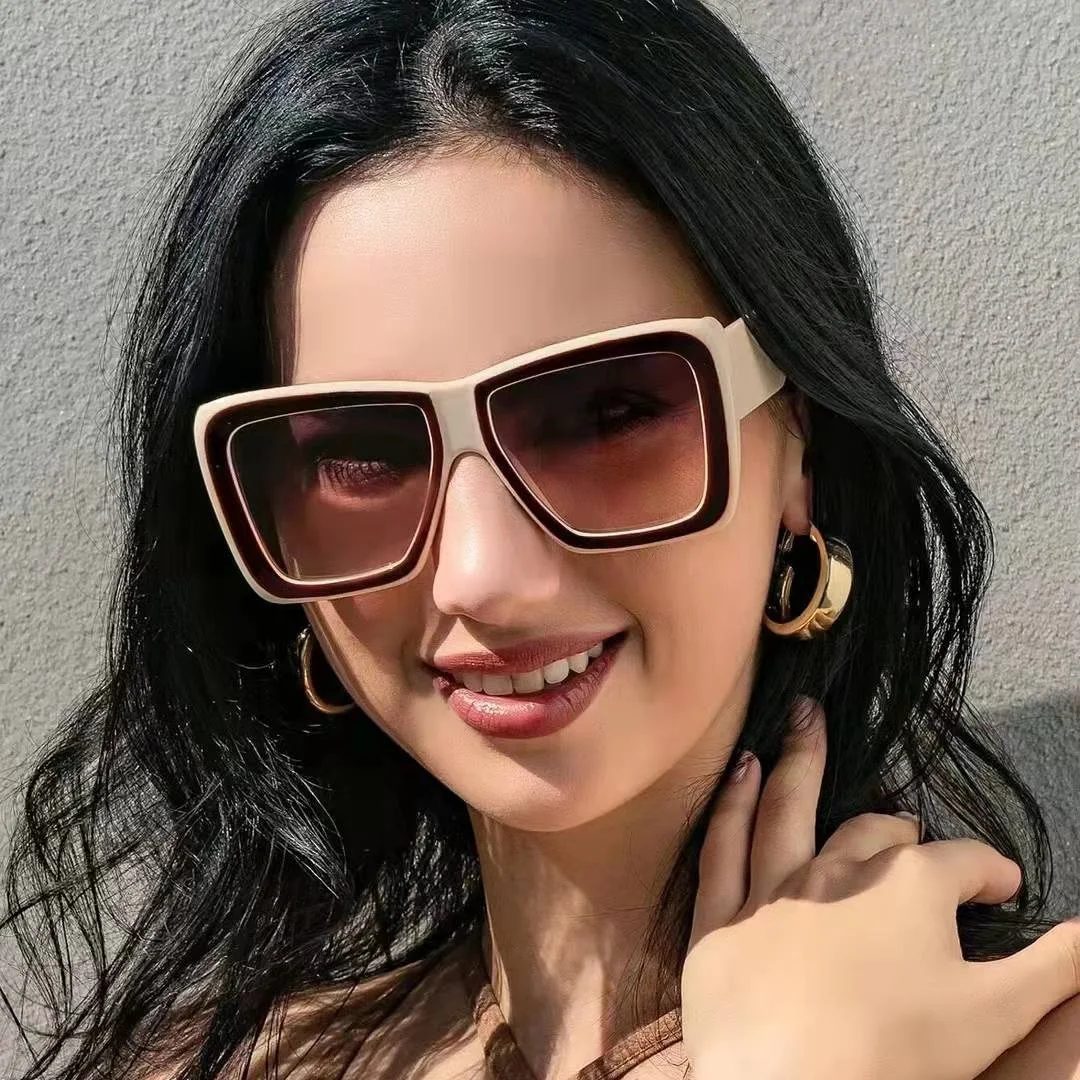 New Oversize Square Women Sunglasses Fashion Vintage Big Frame Shades Men Design Eyewear Oculos Gafas UV400 Retro
New Oversize Square Women Sunglasses Fashion Vintage Big Frame Shades Men Design Eyewear Oculos Gafas UV400 Retro