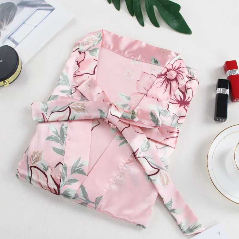 Women Satin Print Flower Sleepwear Pajamas Set V-Neck Lace Pyjamas Kimono Robe Gown Sexy Home CLothing Casual Loose Nightwear
Women Satin Print Flower Sleepwear Pajamas Set V-Neck Lace Pyjamas Kimono Robe Gown Sexy Home CLothing Casual Loose Nightwear