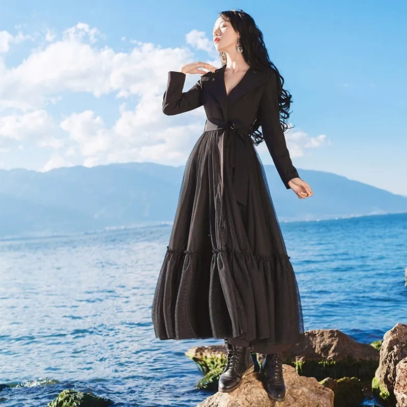 Дизайнерские Новые осенне-зимние длинные пальто выше колена, модные элегантные женские тренчи с поясом и сеткой в стиле пэчворк с длинным р... 
Дизайнерские Новые осенне-зимние длинные пальто выше колена, модные элегантные женские тренчи с поясом и сеткой в стиле пэчворк с длинным р...