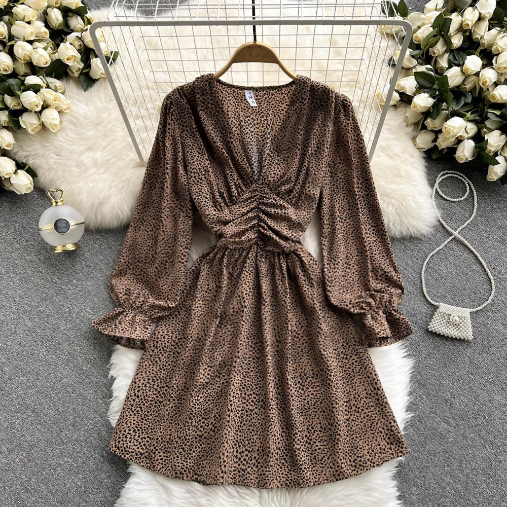 Ins Fashion Women Mini Dress Sexy Deep V-neck Long Sleeve Leopard Print Folded Slim High Waist A-line Casual Party Dress Vestido
Ins Fashion Women Mini Dress Sexy Deep V-neck Long Sleeve Leopard Print Folded Slim High Waist A-line Casual Party Dress Vestido