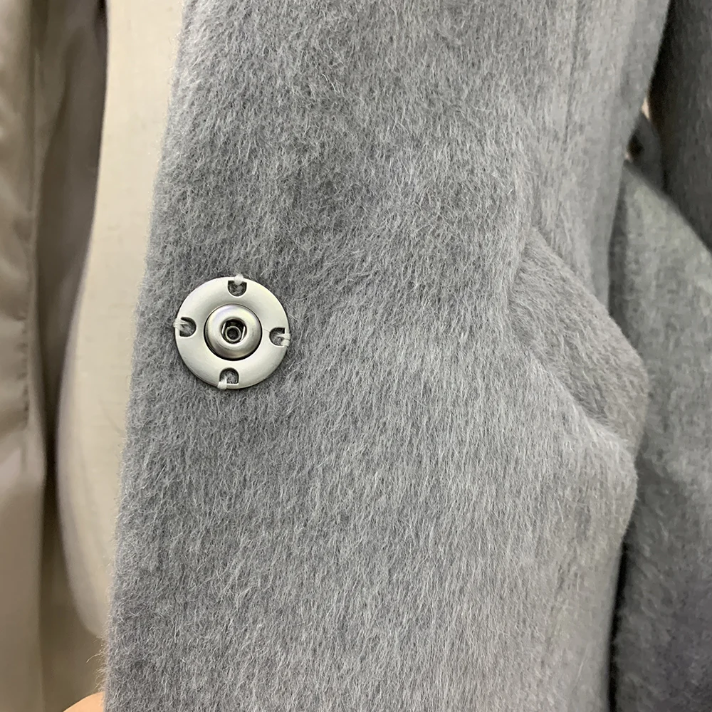 Women's New Wool Coat Silver Fox Sleeve Long Real Fox Fur Jacket Collar Cuff Warm Overcoat Winter Autumn Outerwear S7942
Women's New Wool Coat Silver Fox Sleeve Long Real Fox Fur Jacket Collar Cuff Warm Overcoat Winter Autumn Outerwear S7942