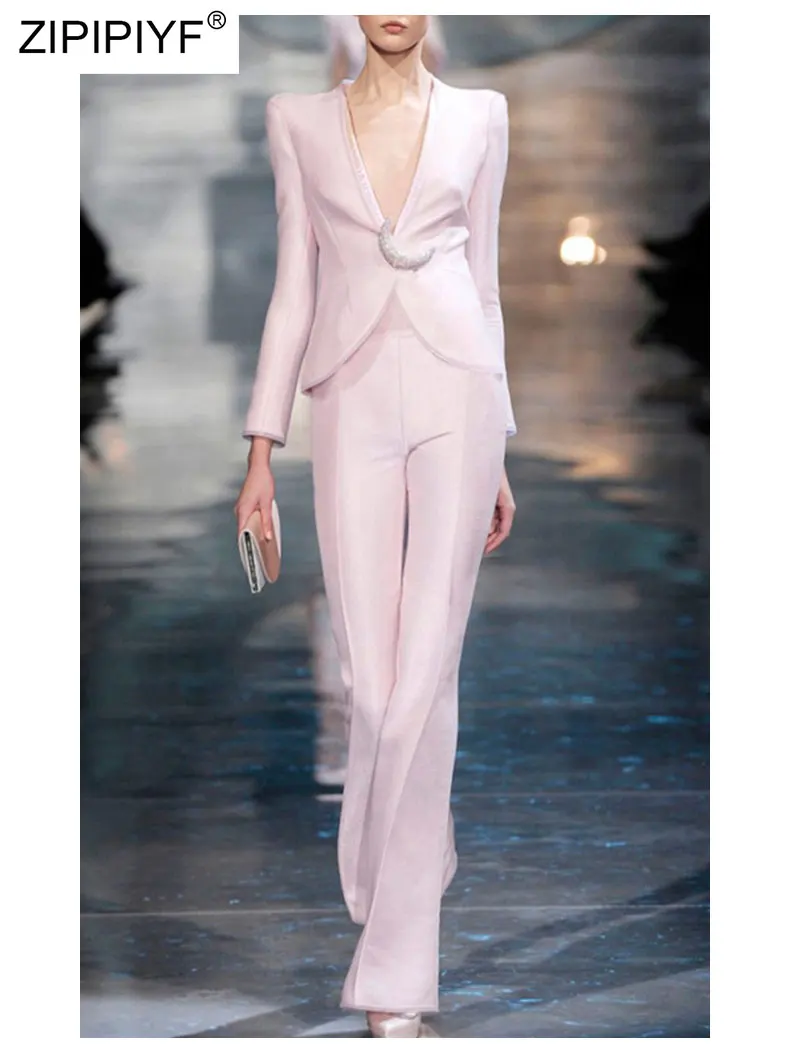 2021 Summer Runway Fashion Simple Design Low V Neck Long Sleeve Fitted Women Blazers High Waist Skinny Zipper Up Women Suit Z210
2021 Summer Runway Fashion Simple Design Low V Neck Long Sleeve Fitted Women Blazers High Waist Skinny Zipper Up Women Suit Z210