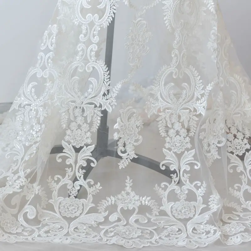 2021 New Border Embroidery Lace Fabric DIY Wedding Dress Costume Sewing Accessories Lace Dress Fabric
2021 New Border Embroidery Lace Fabric DIY Wedding Dress Costume Sewing Accessories Lace Dress Fabric