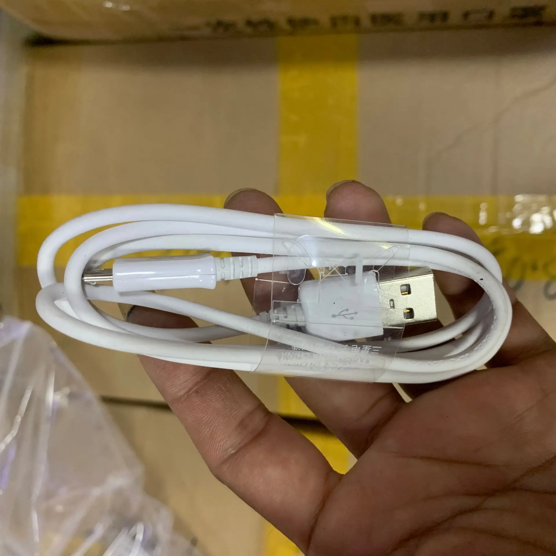 100pcs 1M Micro USB Charging Cable Mobile Phone Charger Cable Cord for Samsung s4 s6 Huawei Honor
100pcs 1M Micro USB Charging Cable Mobile Phone Charger Cable Cord for Samsung s4 s6 Huawei Honor