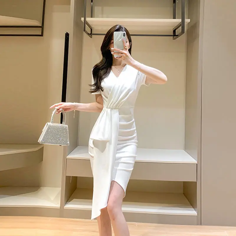 2021 Summer Office Lady Solid Color Dress Women Korean Casual Beach Party Trumpet Dress Female V-Neck Short Sleeve Dress W402
2021 Summer Office Lady Solid Color Dress Women Korean Casual Beach Party Trumpet Dress Female V-Neck Short Sleeve Dress W402