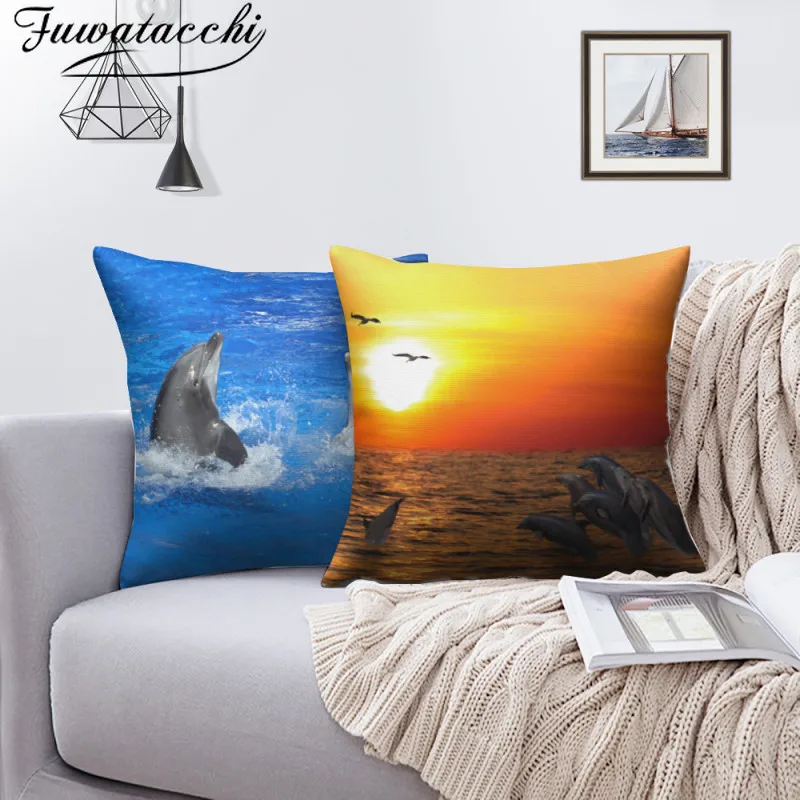 Декоративная наволочка с дельфином, акварелью и принтом 
Декоративная наволочка с дельфином, акварелью и принтом