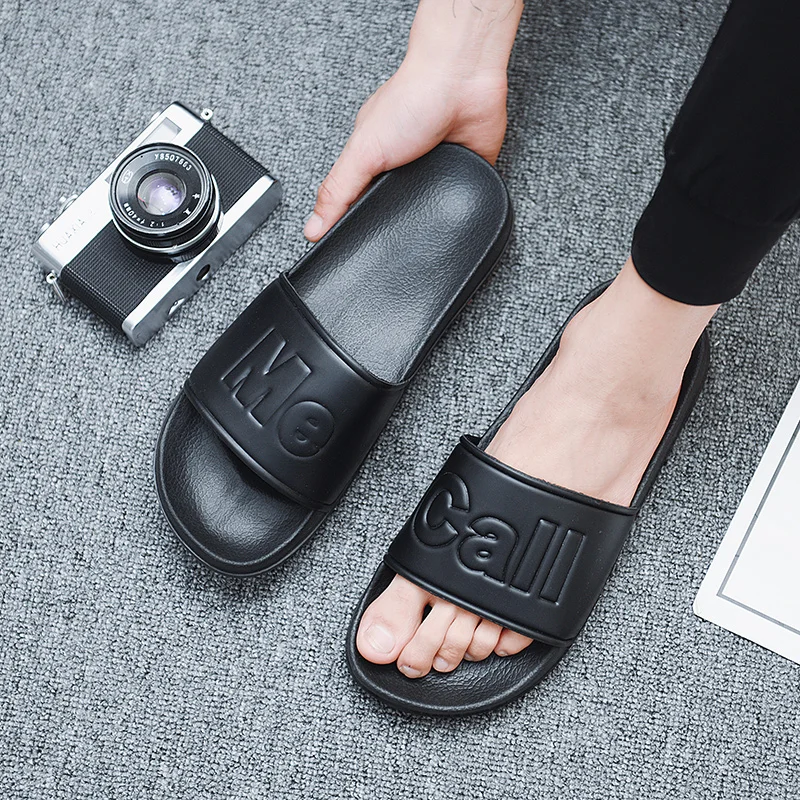 Simplicity Breathable Outdoor Shoes Men's Summer Brand Indoor Slippers Light Men Fashion New 2021 Wear-resistant Designer
Simplicity Breathable Outdoor Shoes Men's Summer Brand Indoor Slippers Light Men Fashion New 2021 Wear-resistant Designer