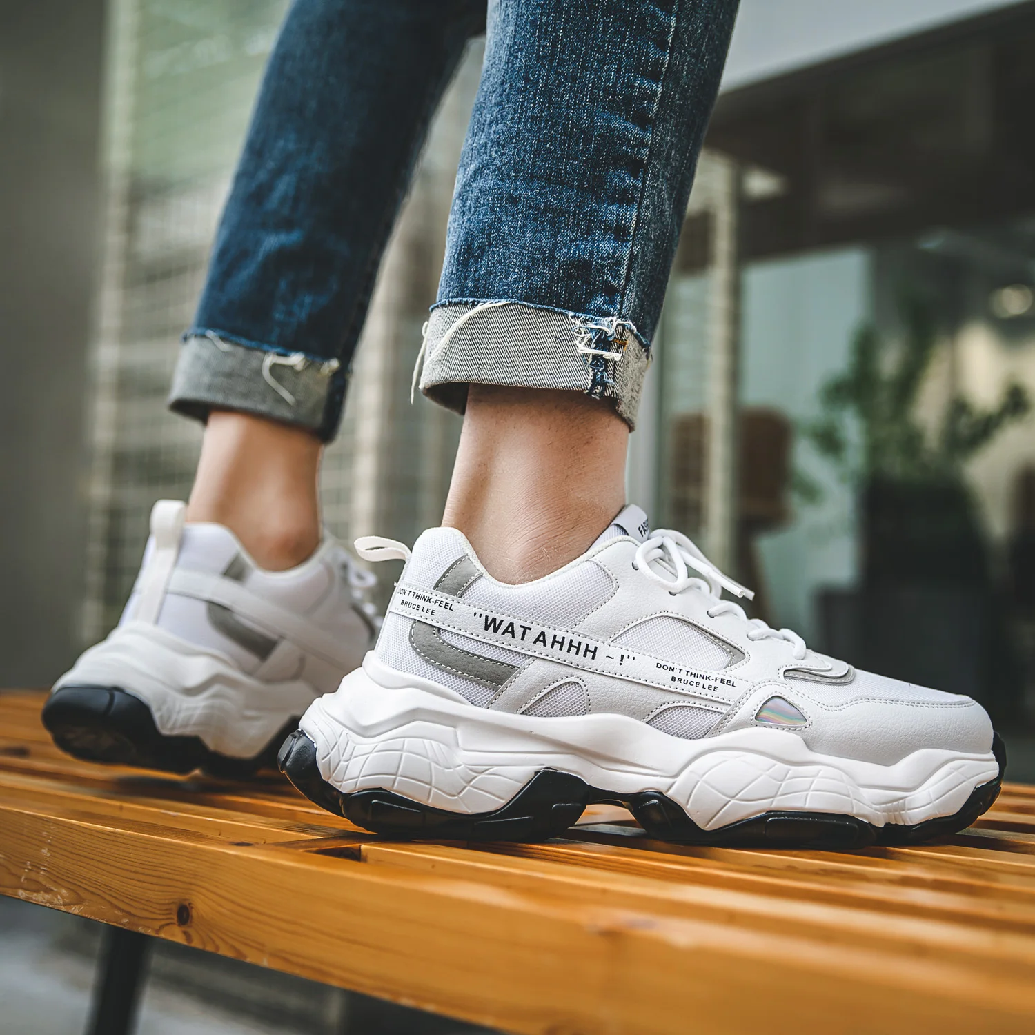 Men White Casual Shoes New Sport Shoes Breathable Sneakers Platform Footwears Tennis Shoes Fashion Trending Size39-44
Men White Casual Shoes New Sport Shoes Breathable Sneakers Platform Footwears Tennis Shoes Fashion Trending Size39-44