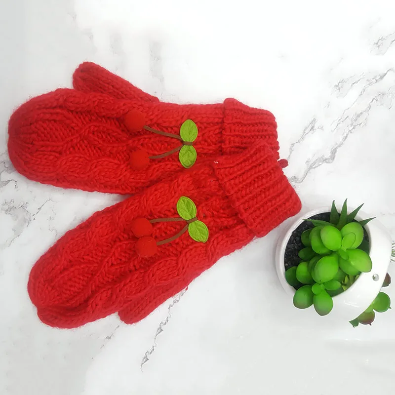 Winter Warm Cherry Wool Knitted Gloves Ladies Autumn Korean Version Thickened Plus Velvet Gloves Mittens Fashion
Winter Warm Cherry Wool Knitted Gloves Ladies Autumn Korean Version Thickened Plus Velvet Gloves Mittens Fashion