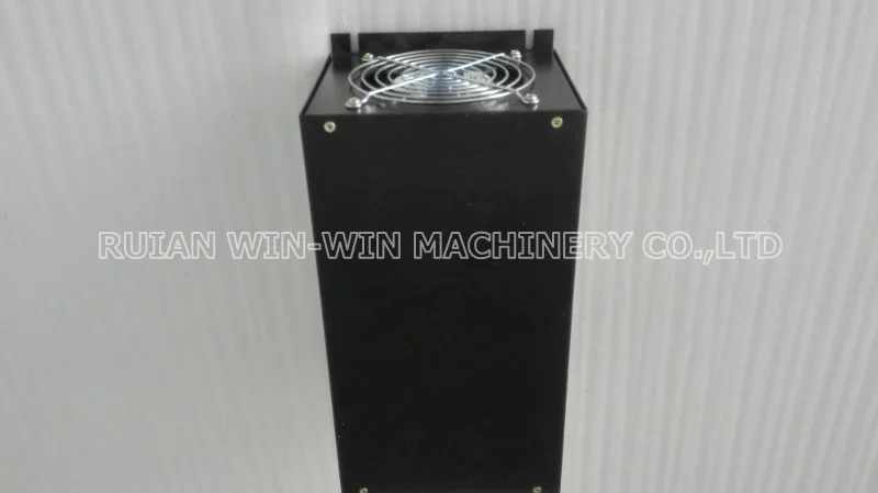 BD-36N stepper motor driver 220v Bag Making Machine parts Stepping Motor Controller have video
BD-36N stepper motor driver 220v Bag Making Machine parts Stepping Motor Controller have video