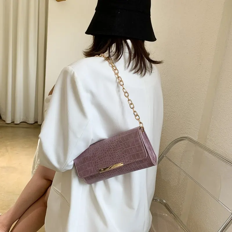 New Chain Crossbody Crocodile Pattern Shoulder Small Square Bag
New Chain Crossbody Crocodile Pattern Shoulder Small Square Bag