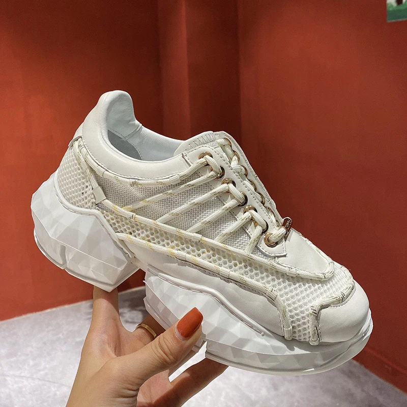 2021 New Pair Women's Running Shoes Men's Sports Shoes Women's Leather Luxury Brand Designer Women's Outdoor Flat Shoes
2021 New Pair Women's Running Shoes Men's Sports Shoes Women's Leather Luxury Brand Designer Women's Outdoor Flat Shoes