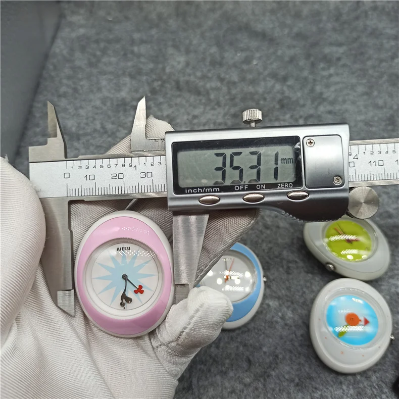 Advanced Design Personalized Fashionable Cute Women's Watch Italian Style Niche Women's Watch
Advanced Design Personalized Fashionable Cute Women's Watch Italian Style Niche Women's Watch