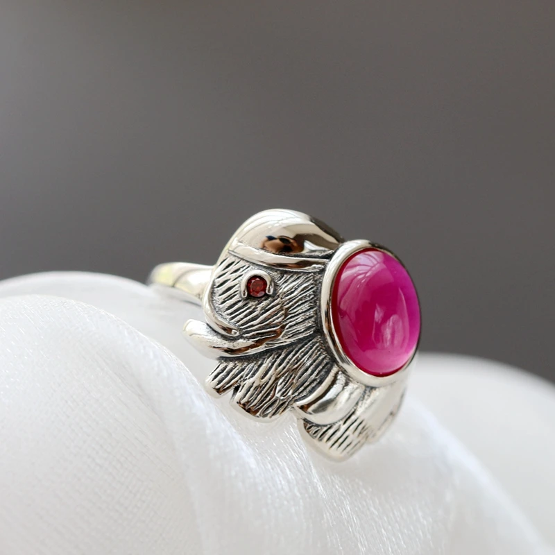Authentic 925 Sterling Silver Inlaid Artificial Ruby National Style Little Elephant Opening Adjustable Ring Fine Jewelry Gift
Authentic 925 Sterling Silver Inlaid Artificial Ruby National Style Little Elephant Opening Adjustable Ring Fine Jewelry Gift