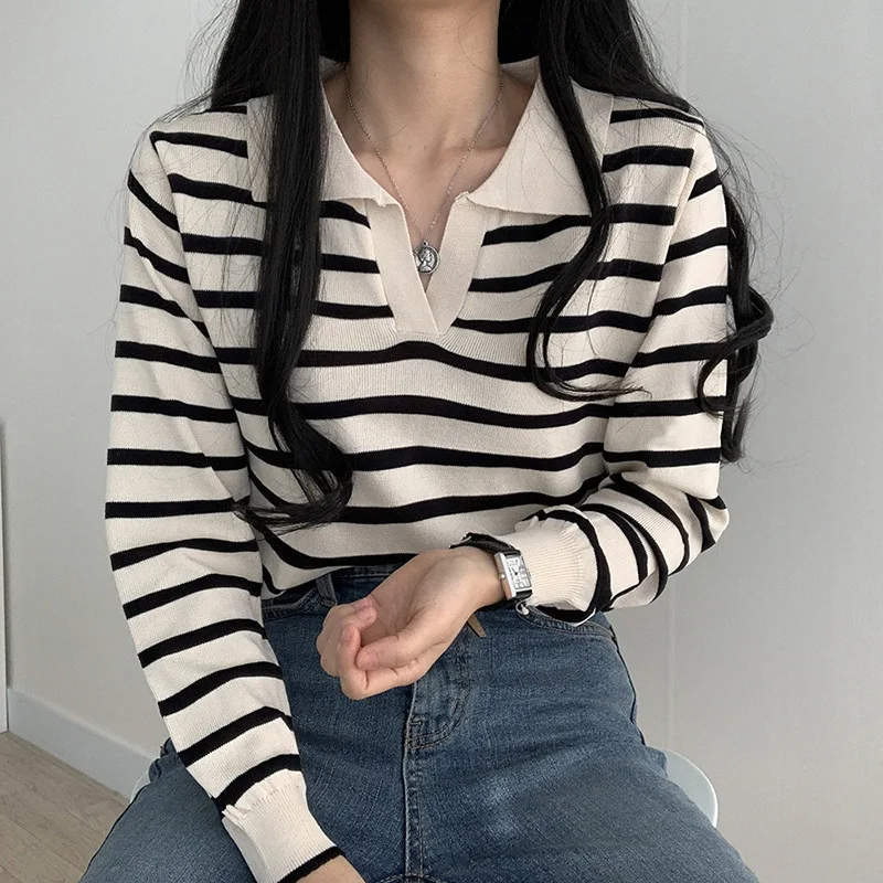 Korean Autumn Spring 2021 Turndown Collar Long Sleeve Striped Knitted Pullover for Woman Solid Preppy Casual Outfit Clothes Tops
Korean Autumn Spring 2021 Turndown Collar Long Sleeve Striped Knitted Pullover for Woman Solid Preppy Casual Outfit Clothes Tops